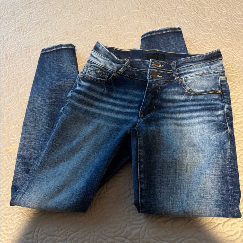 Buckle Women's Skinny Jeans - Indigo Faded Wash